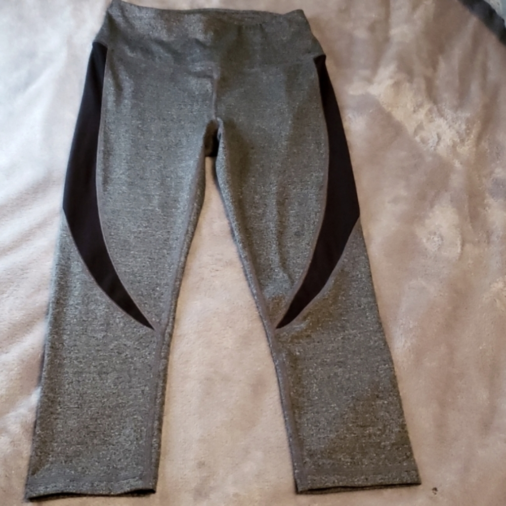 C&C California Capris leggings High Wasted
